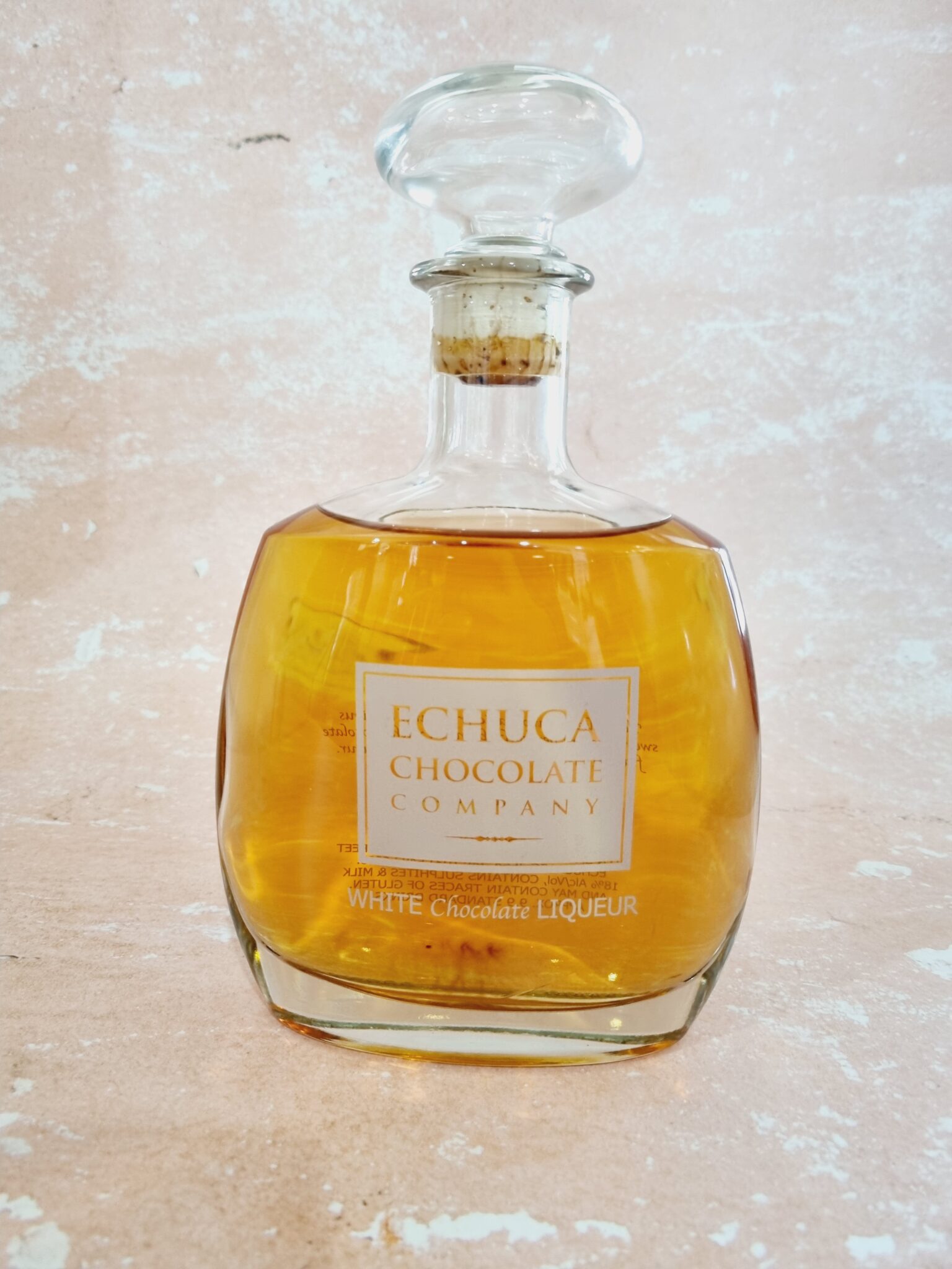 white-chocolate-liqueur-in-decanter-echuca-chocolate-company